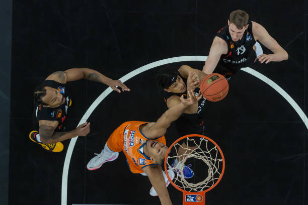 被翻译为 被翻译为