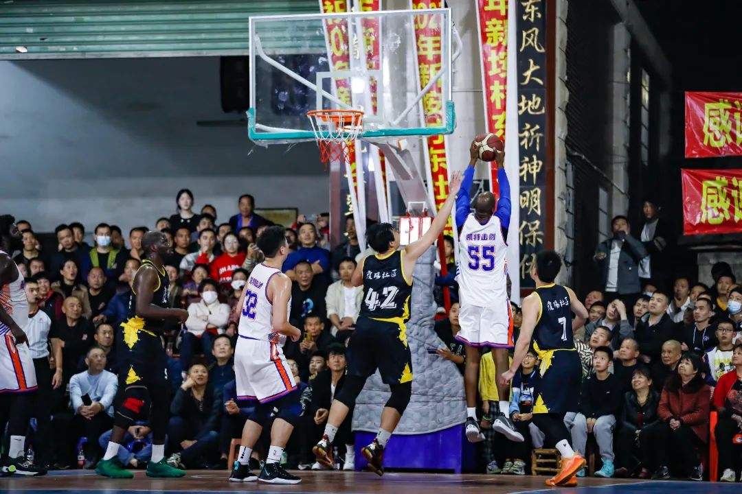 里奇的头球 里奇的头球