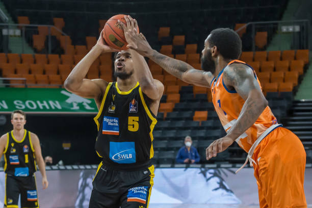 的翘首期盼 的翘首期盼