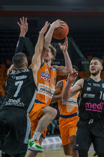 比赛中持续 比赛中持续