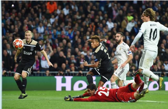 强的拼搏精 强的拼搏精